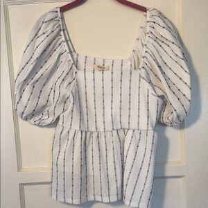 Madewell White and Black Puff Sleeve Peplum Blouse